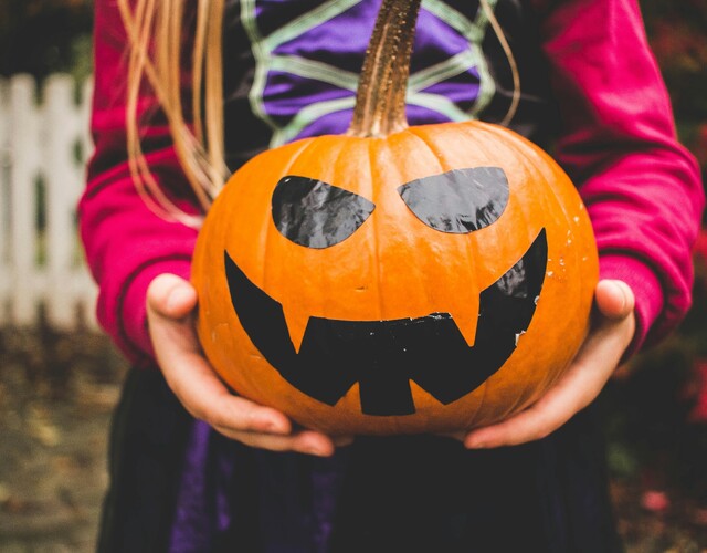 Bricolages d'Halloween à la biblio